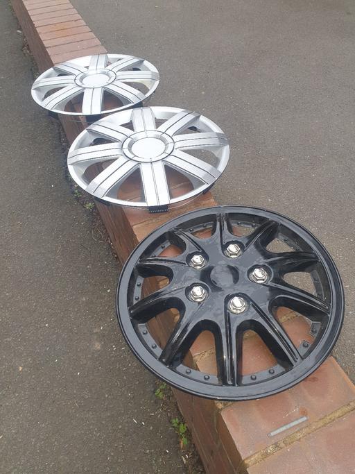 Vehicles Pensnett Dudley - Photos for 3 , 15 inch Wheel Trims, 2 Argo & 1 WJ-5004.
