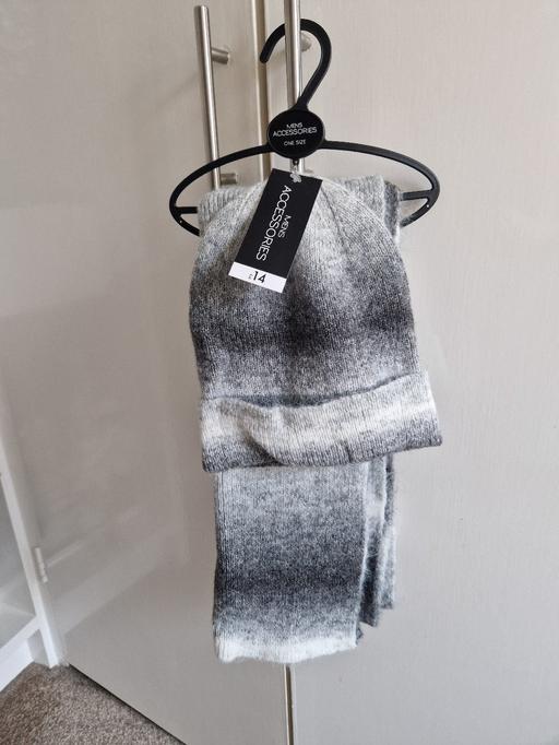Buy & Sell Ramsgate Thanet - Photos for bn mens hat & scarf set