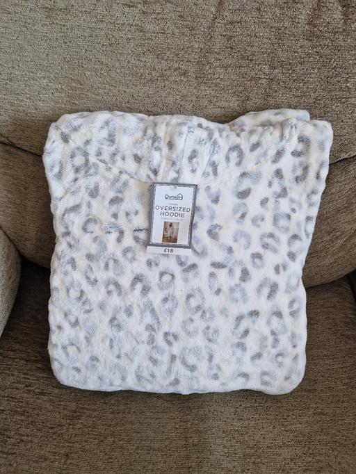 Buy & Sell Ramsgate Thanet - Photos for bn animal print oversized hoodie