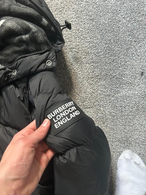 Buy & Sell Earlswood Reigate and Banstead - Photos for Burberry coat size M
