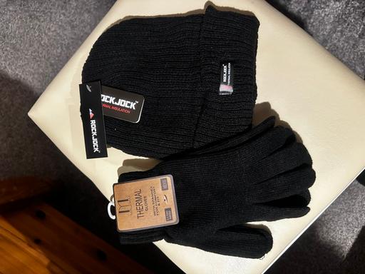 Buy & Sell Yardley Wood Birmingham - Photos for Hat and gloves set