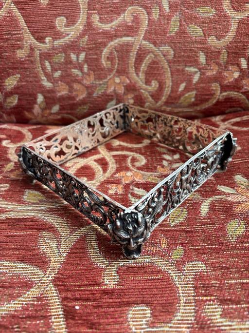 Buy & Sell Kidbrooke South East London - Photos for Vintage ornate silver metal tray