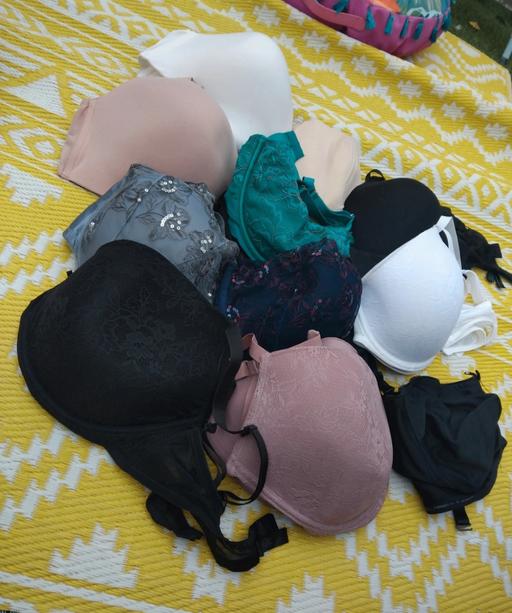 Buy & Sell Hornsey North London - Photos for 40f Bra Bundle