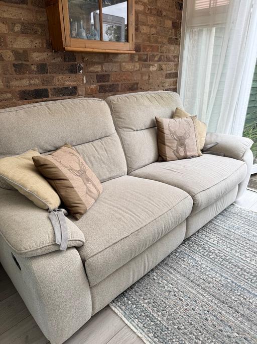 Buy & Sell Sutton Hill Telford and Wrekin - Photos for Recliner sofa 3 seater