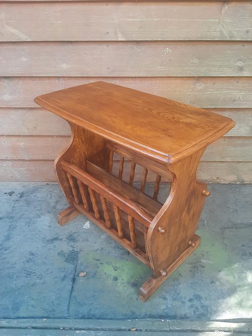Buy & Sell Hordle New Forest - Photos for Solid oak coffee and magazine side table