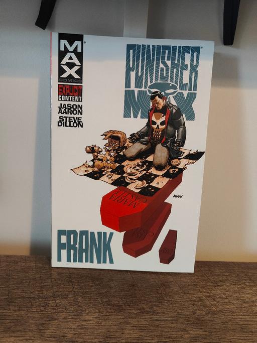 Buy & Sell Thorn Central Bedfordshire - Photos for Marvel Punisher Max Frank Graphic Novel