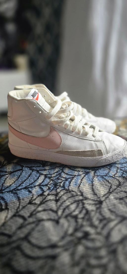 Buy & Sell Wath-Upon-Dearne Rotherham - Photos for nike trainers size 5