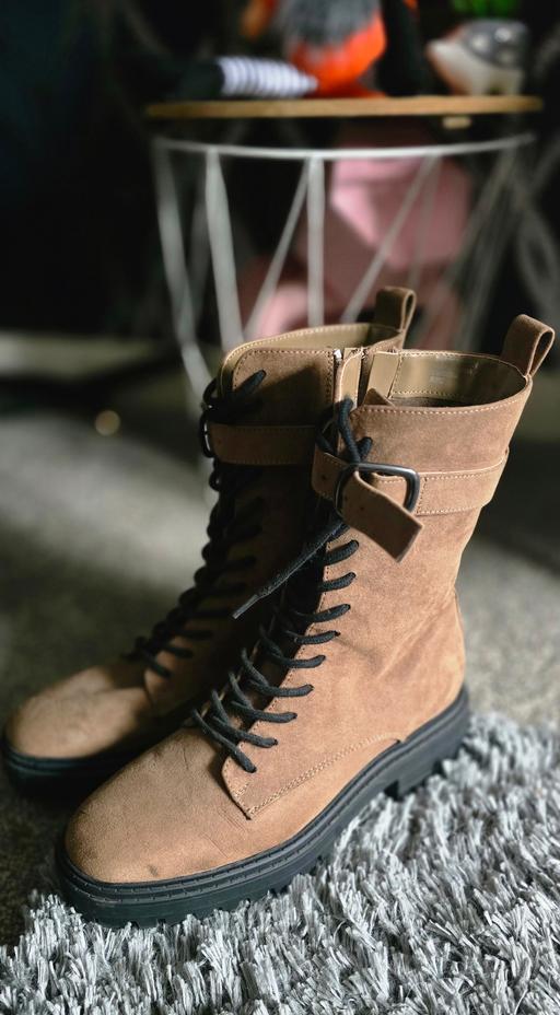 Buy & Sell Wath-Upon-Dearne Rotherham - Photos for boots size 7