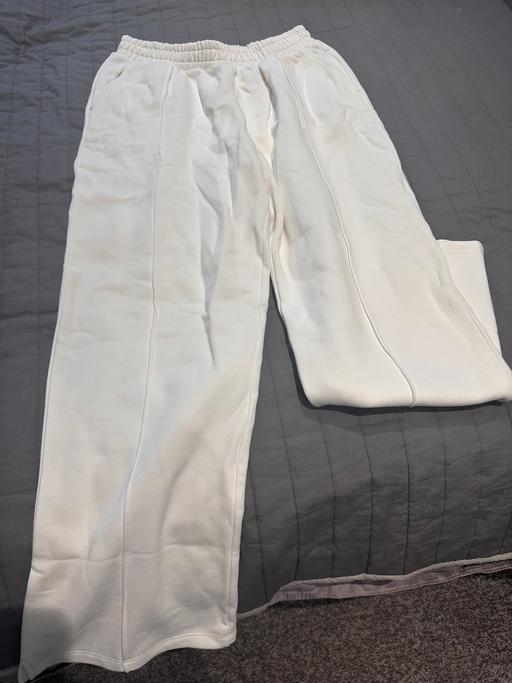 Buy & Sell Chalton Central Bedfordshire - Photos for Asos track bottoms