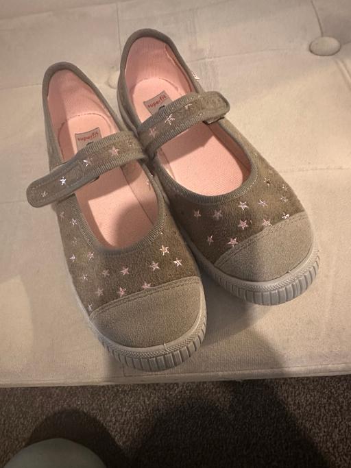 Buy & Sell Chalton Central Bedfordshire - Photos for Girls shoes