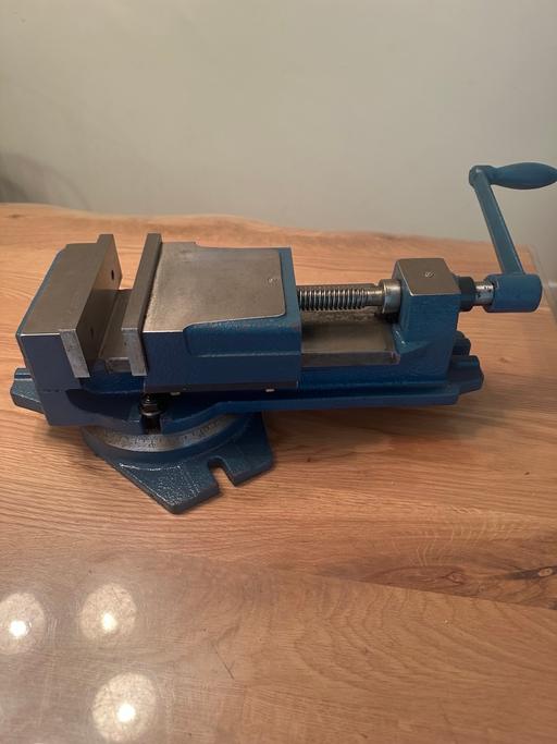 Buy & Sell Wolverhampton West Midlands - Photos for Homge swivel machine vice 6 inch