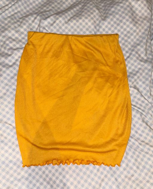 Buy & Sell Abington West Northamptonshire - Photos for Yellow Mini Skirt