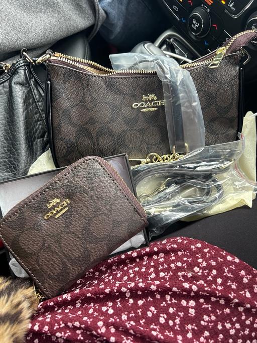 Buy & Sell Cowgate Newcastle upon Tyne - Photos for Coach