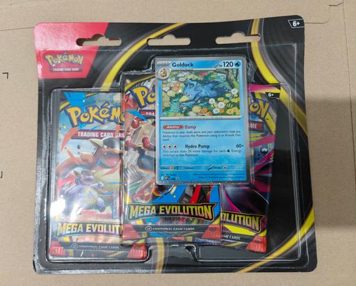Buy & Sell Cambridge Heath East London - Photos for Pokemon TCG: Mega Evolution Golduck Blister