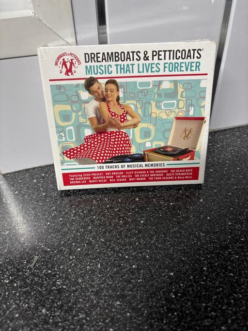 Buy & Sell Duckmanton Chesterfield - Photos for Dreamboats & petticoats cd