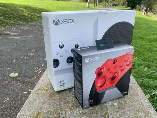 Buy & Sell Rainham Medway - Kent - Photos for Xbox Series S 512GB D Console Bundle:New