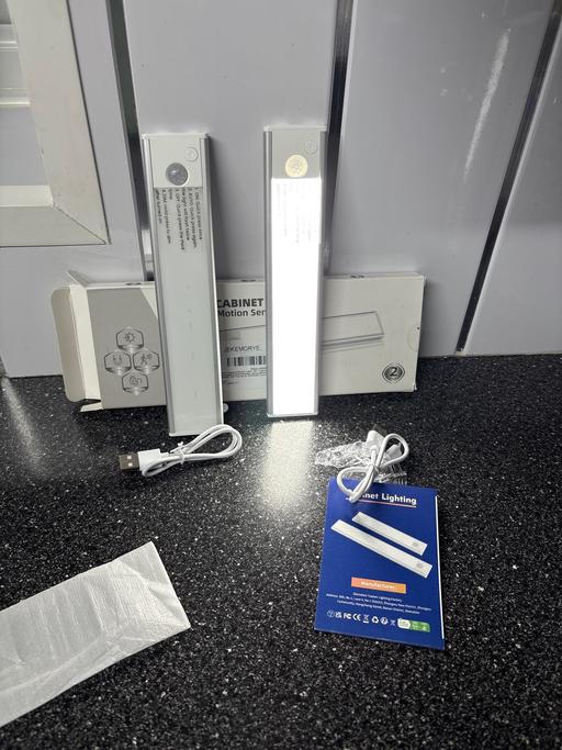 Buy & Sell Duckmanton Chesterfield - Photos for Jekemorye led cabinet lighting