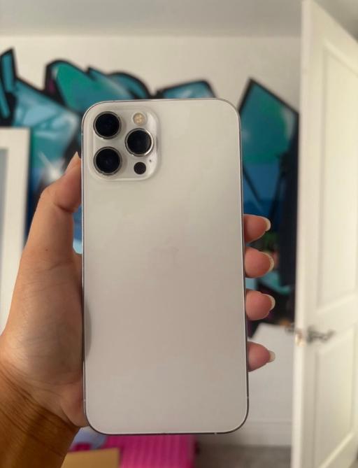 Buy & Sell Loughton Epping Forest - Photos for iphone 12 pro max 256gb