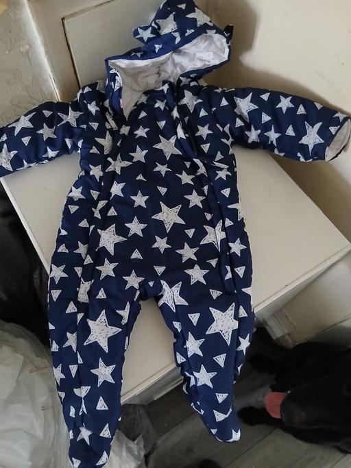 Buy & Sell Reedley Burnley - Photos for baby boy pramsuit age 3/6 months