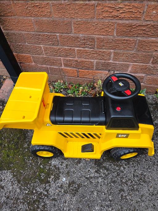 Buy & Sell Pelsall Walsall - Photos for CAT dump truck 6v electric ride on