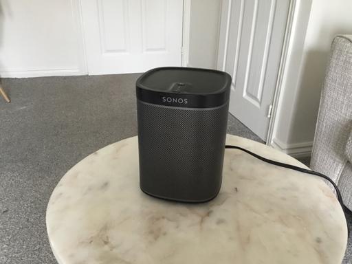 Buy & Sell Lindley Hinckley and Bosworth - Photos for Sony speaker