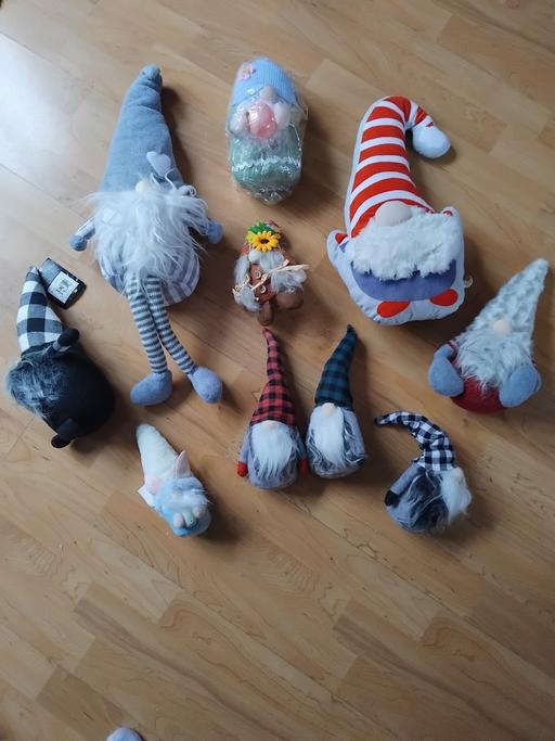 Buy & Sell Stow Heath Wolverhampton - Photos for 10 Gonks.