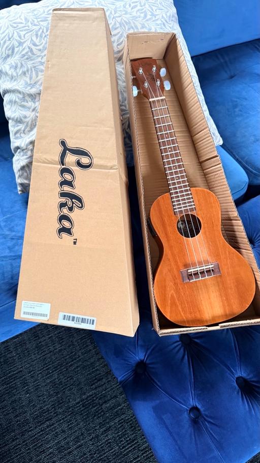 Buy & Sell Hodnet Shropshire - Photos for Laka Ukulele VUS50 with built in Tuner