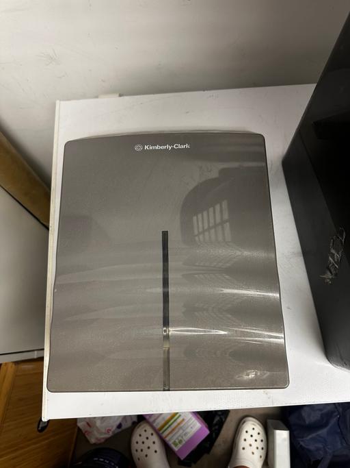 Buy & Sell Rush Green Barking and Dagenham - Photos for Kimberly Clark tissue dispenser