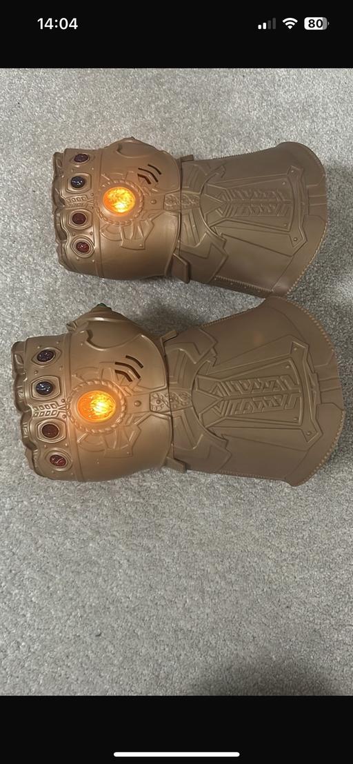 Buy & Sell Himley South Staffordshire - Photos for Thanos hands x 2