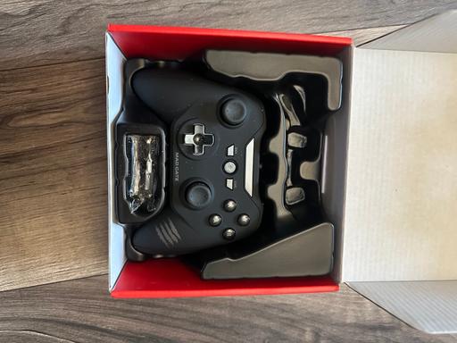 Buy & Sell Longley Sheffield - Photos for Mad cats Bluetooth controller