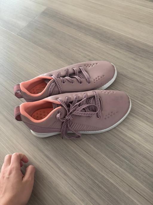 Buy & Sell Manchester City Centre Manchester - Photos for Trainer