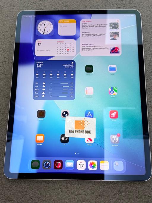 Buy & Sell Ashton-in-Makerfield Wigan - Photos for iPad Pro 6th Generation 12.9” - Grey