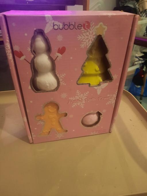 Buy & Sell Bermondsey South East London - Photos for Christmas bath bombs