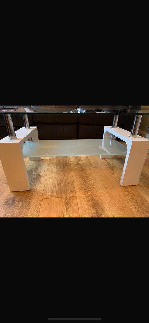 Buy & Sell Birmingham Solihull - Photos for White high gloss/glass coffee table