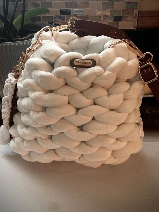 Buy & Sell Sawbridgeworth East Hertfordshire - Photos for Hand knitted bag