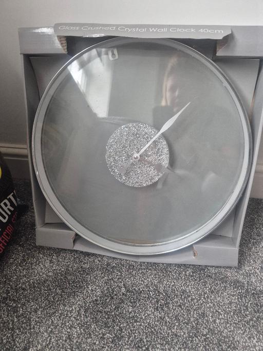 Buy & Sell Eccleston Park Saint Helens - Photos for glass crushed crystal wall.clock