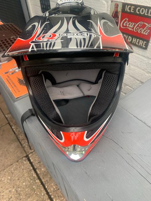 Vehicles Wigginton Tamworth - Photos for Full face helmet size medium