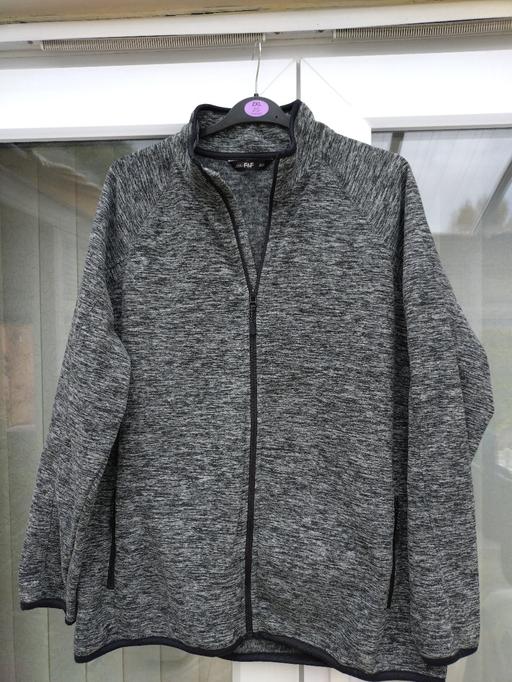 Buy & Sell Willenhall Walsall - Photos for Mens thin fleece
