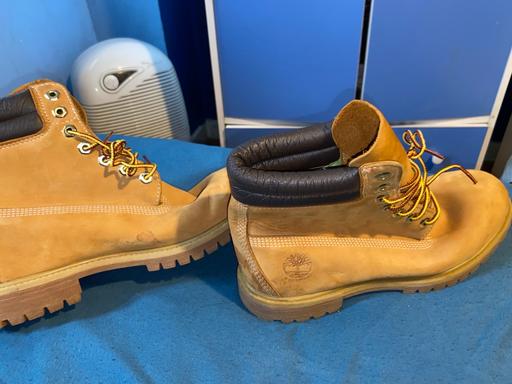 Buy & Sell Wallington Sutton - Photos for Timberland Boots Size 8 UK adult