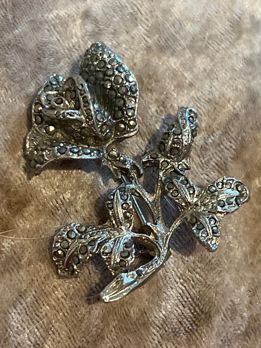 Buy & Sell Rottingdean Brighton - Photos for Beautiful vintage marcasite brooch