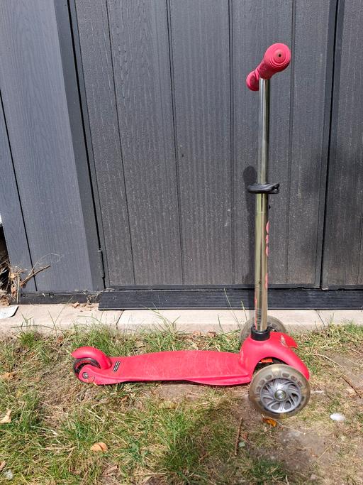 Buy & Sell Wavertree Liverpool - Photos for Micro pink scooter