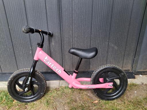 Buy & Sell Allerton Liverpool - Photos for Pink balance bike