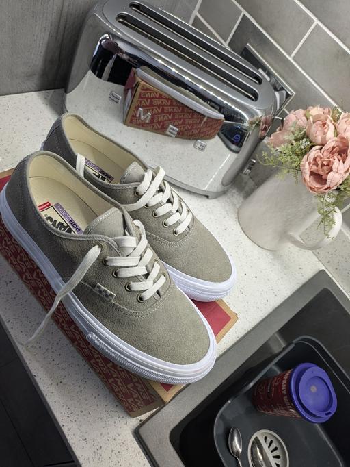 Buy & Sell Pinxton Bolsover - Photos for mens khaki vans trainers size 9.5