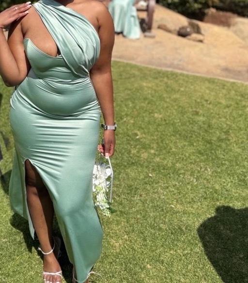 Buy & Sell Springfield Milton Keynes - Photos for Sage green custom formal dress