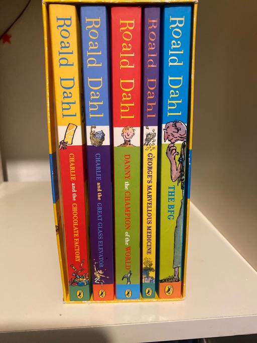 Buy & Sell Greenford Ealing - Photos for Brand new Roald Dahl book set 