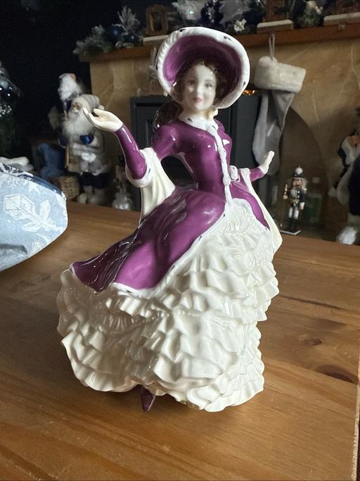 Buy & Sell Hopton Stafford - Photos for Royal Dalton 2004 Christmas Day Figurine