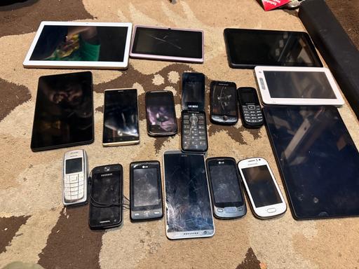 Buy & Sell Birchills Walsall - Photos for Job lot phones tablets