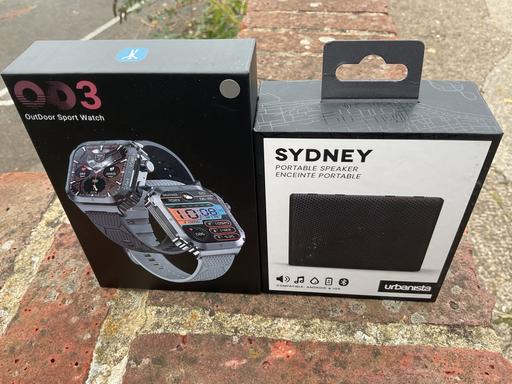 Buy & Sell Rainham Medway - Kent - Photos for Urbanista S Portable Speaker+Sports Watch New