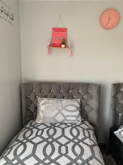 Buy & Sell Thornhill Lees Kirklees - Photos for X2 single beds for sale
