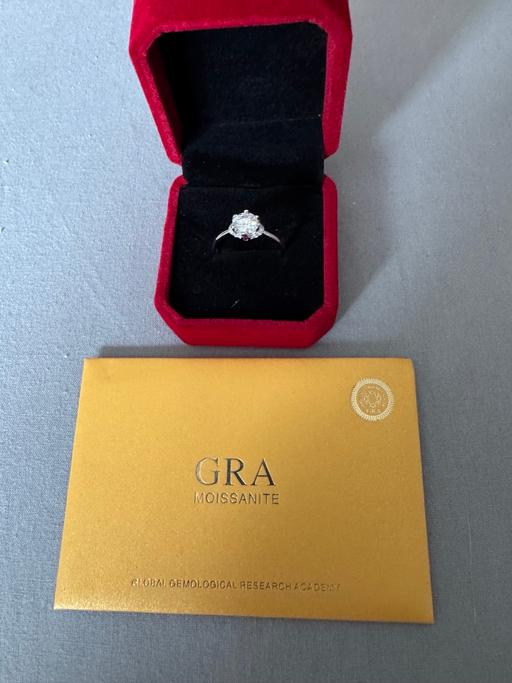Buy & Sell Great Sutton Cheshire West and Chester - Photos for 1.5ct Moissanite Ring (size 9 19mm)